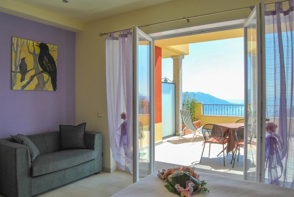 Residence Usignolo Trarego Luaran gambar