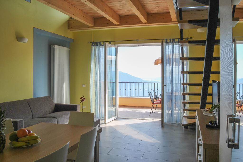 Residence Usignolo Trarego Luaran gambar