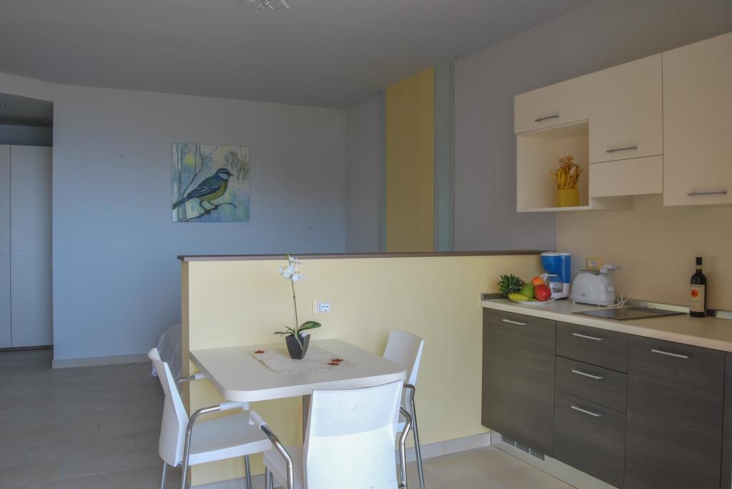 Residence Usignolo Trarego Bilik gambar