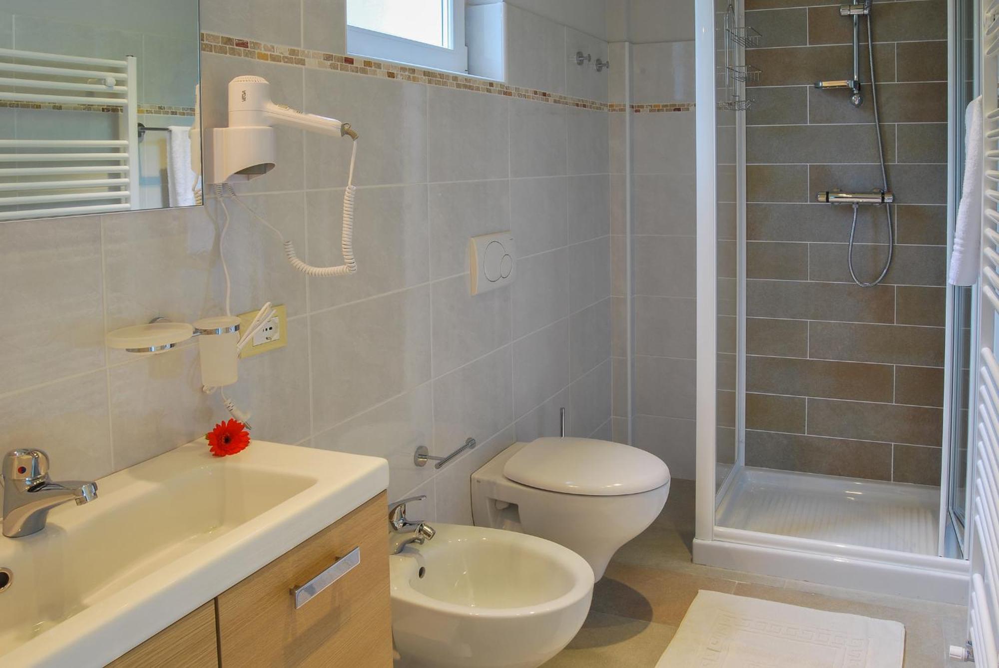 Residence Usignolo Trarego Bilik gambar