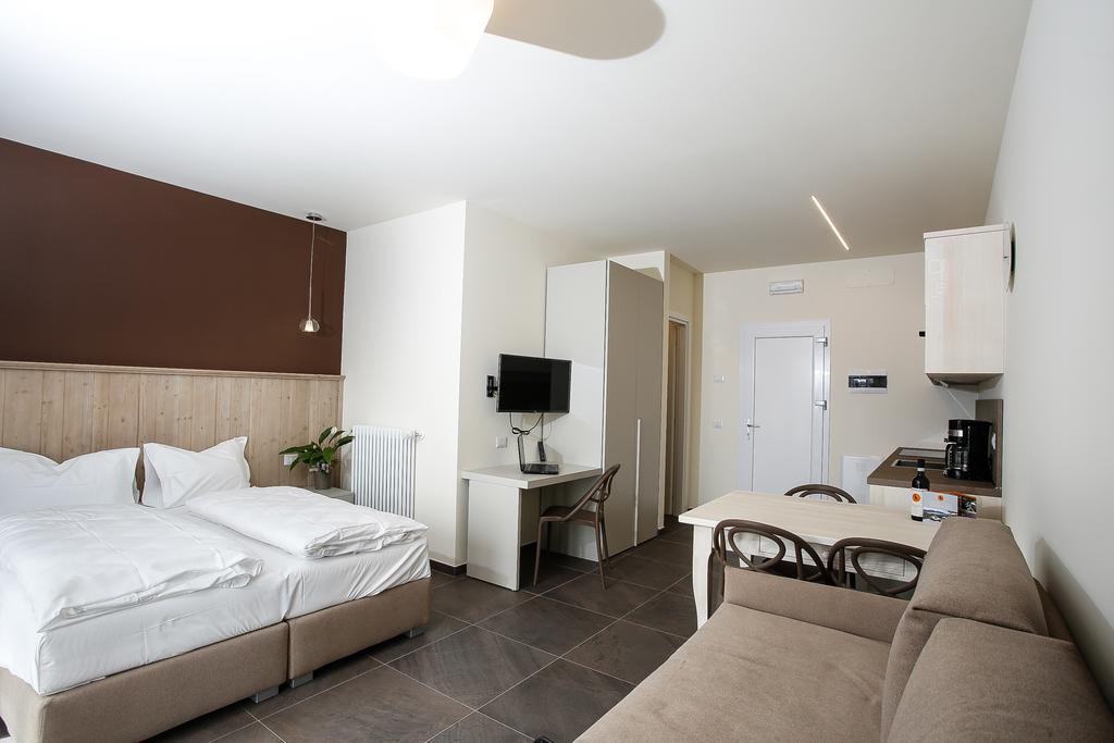 Residence Usignolo Trarego Luaran gambar